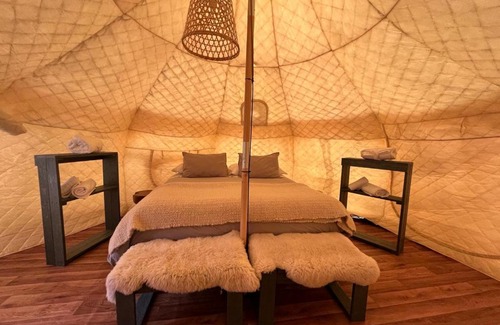 Torres Del Paine Other | Guest Rated 10/10: Chilenativo Riverside Camp Retreat