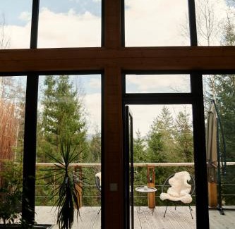 Yablunytsya Ski Chalet | Experience Chili Shale: Guest Rated 9.5 with Spa & Breakfast