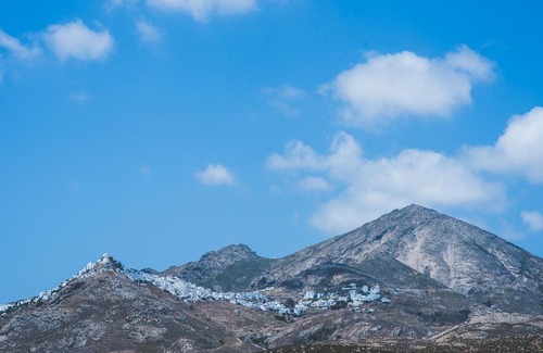 Livadi Hotel | Unwind at Chill & Co. Serifos: Rated 9.3/10 with Breakfast!