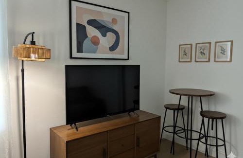 Greenwich Village Apartment | Family-Friendly Retreat at West Village Blue Hotel