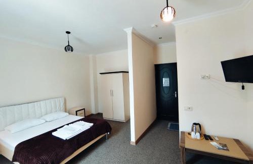 Tsqaltubo Hotel | Relax at Chill Out Hotel: Family-Friendly & Spa Amenities