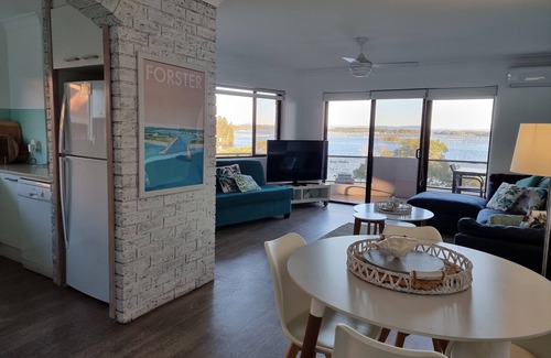 Forster Apartment | Relaxing Lakeside Retreat with Pool & Spa on Wallis Lake