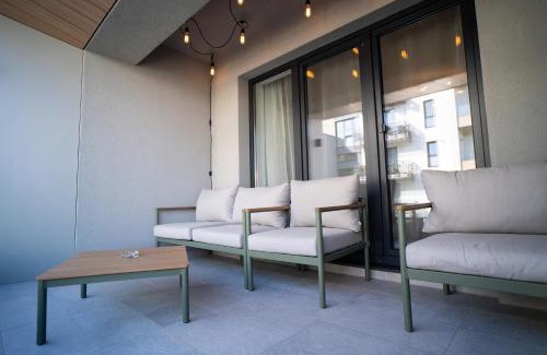 Tractorul Apartment | Relaxing Chill Vibes Apartment - Child Friendly & Rated 9.5