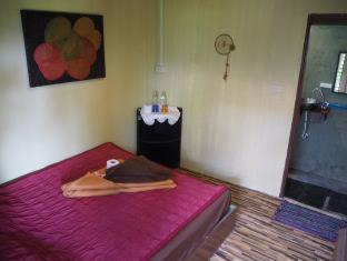 Pai House | Inviting Chilling Hill Guesthouse with 8.3/10 Review Score