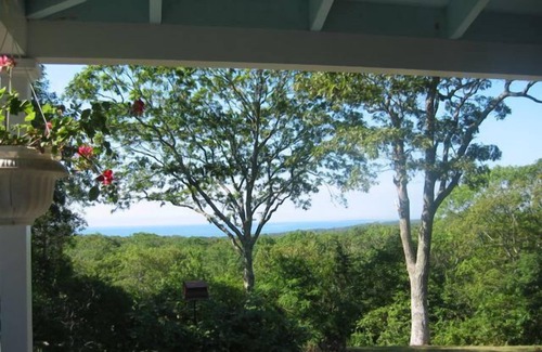 Chilmark Cottage | Experience Chilmark Vista Near Lucy Vincent Beach