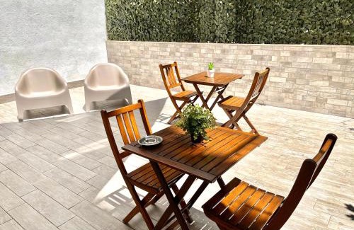 Vittorio Emanuele Apartment | ChilometroZERO: Family-Friendly 4-Star Getaway with High Ratings