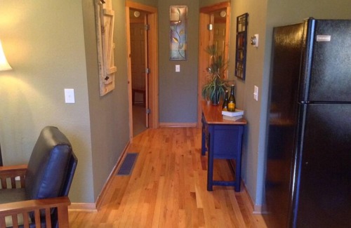 Sautee Nacoochee Cabin | Relaxing Chimney Mtn 5 Cabin with Hot Tub & Deck