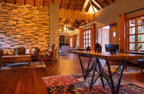 Fort Portal Cabin | Experience Tranquility at Chimpundu Lodge with Ocean Views
