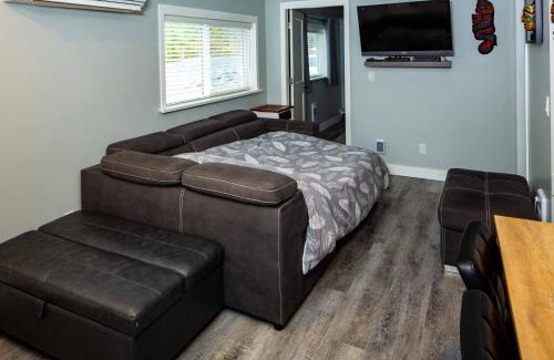 Port Alberni House | Top-Rated Family-Friendly Stay at Chims Motel