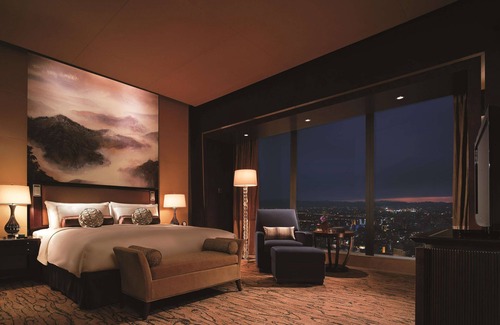 Jianwai Street Hotel | Elegant China World Summit Wing in Beijing with Spa & Pool