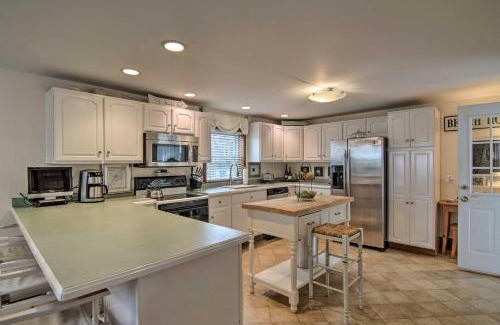 Chincoteague House | Inviting Chincoteague Escape with Bikes and Ocean Views