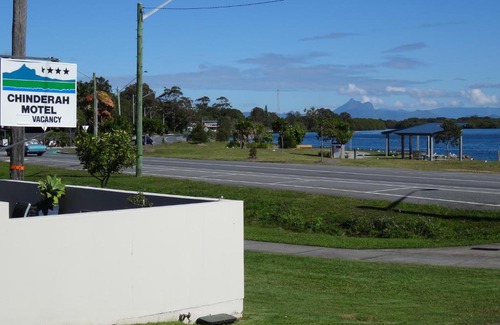Chinderah Hotel | Convenient Chinderah Motel: Pool, Breakfast & Accessibility