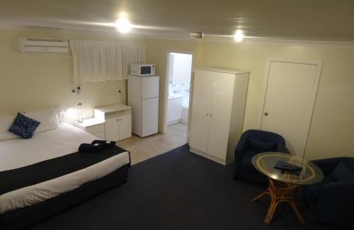Chinderah Hotel | Convenient Chinderah Motel: Pool, Breakfast & Accessibility