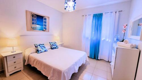 Caleta de Sebo Apartment | Oceanfront Bliss at Chinijo Beach - Guest Rated 8.9/10