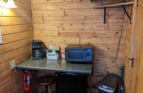 Hayward Apartment | Impeccable Chip-Wa Lodging: Family-Friendly & Well-Equipped