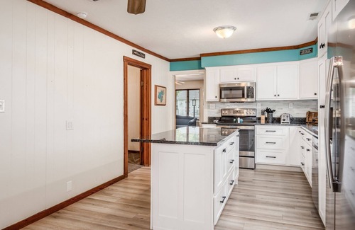 Lakeview House | Chippewa Cottage at Indian Lake