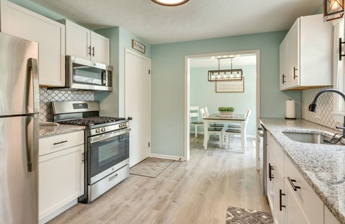 Gloria Glens Park Cottage | Chippewa Lake Cottage with Fire Pit & Family-Friendly Amenities