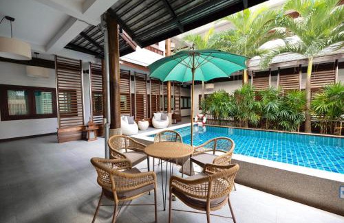 Wat Ket Hotel | Chirin Home: Guest Rated 9/10 with Pool & Breakfast
