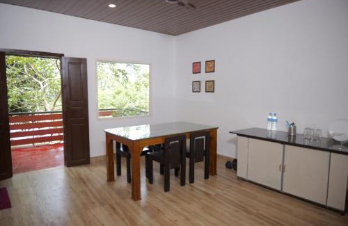 Kumarakom House | ChirpingNest - Tranquil Exclusive Retreat