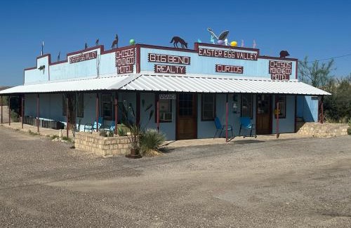 Study Butte-Terlingua Hotel | Chisos Mining Company Motel