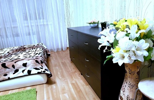 Novo-Savinovskiy Apartment | Guest Rated: Чистопольская 60 with Wheelchair Access