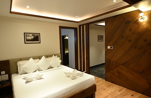 Udupi Hotel | Discover Comfort at Chithara Comforts with Family-Friendly Amenities
