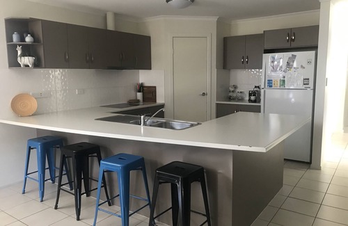 Hayborough House | Relax at Chiton Beach House with Oceanfront Pool Access