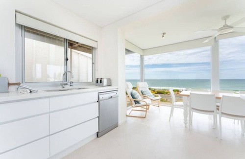 Hayborough Apartment | Chiton On The Rocks- Breathtaking Views- Free WIFI