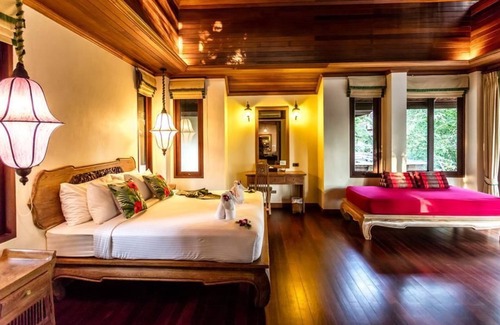 Khong Koi Beach Hotel | Chivapuri Beach Resort: Family-Friendly Getaway with Spa & Pool