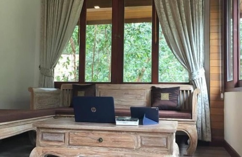 Khong Koi Beach Hotel | Chivapuri Beach Resort: Family-Friendly Getaway with Spa & Pool