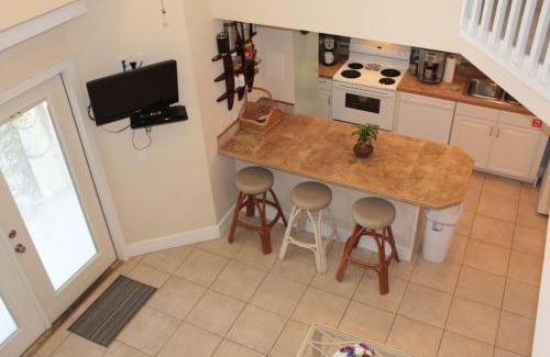 Chivas Bluff Apartment | Family-Friendly Chivas Apartment on 30A - Pet Welcoming Stay