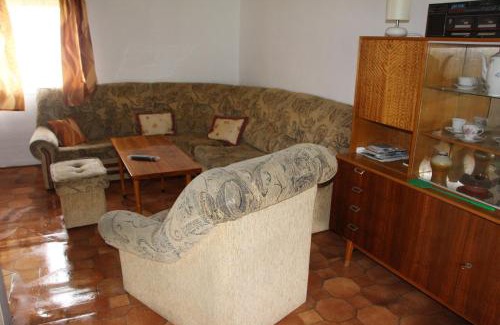 Chlum u Trebone House | Cozy Retreat with Garden – Chlalupa se zahradou, Třeboně