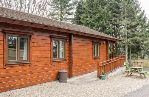 Cropton House | Pet-Friendly Retreat at Chloe's Lodge with 9.3/10 Rating
