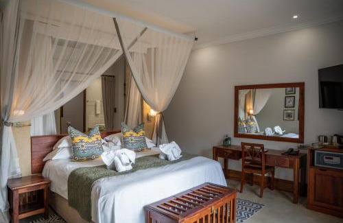 Kasane Cabin | Discover Chobe Safari Lodges: Family-Friendly with Pool