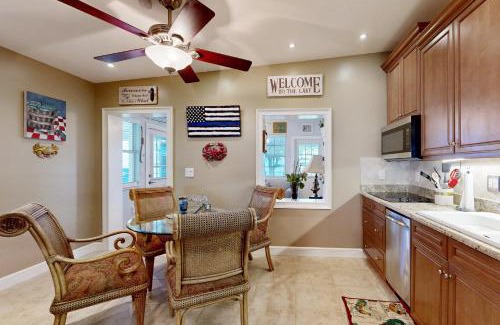 Buckhead Ridge House | Chobee Canal Casa