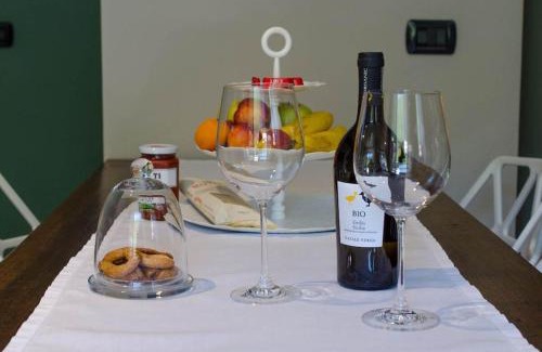 Omegna Apartment | Oceanfront Bliss at Chocolat L'Escale - Rated 9.3/10