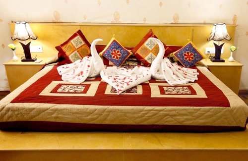 Jaisalmer Other | Discover Chokhi Dhani Desert Camp: Family-Friendly Retreat