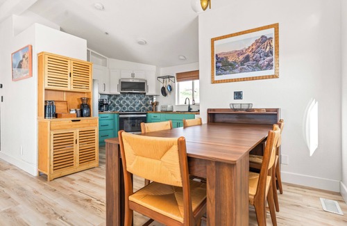 Yucca Valley House | Cholla Hills Home: Stunning 360° Views, Near JT