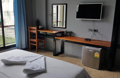 Trang Hotel | Budget-Friendly Stay at ChomTrang - Guest Rated 7/10
