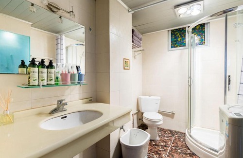 Jiang Bei Apartment | Convenient Family Stay at ChongQi JiangBei Apartment