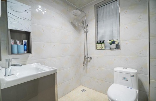 Chongqing Apartment | Family-Friendly Locals Apartment in Chongqing Yubei