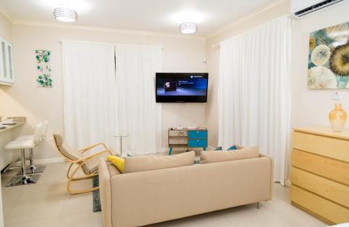 Saint Andrew Apartment | Experience Happiness at EI8HT: Oceanfront Super Studios