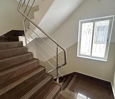New Town House | Pet-Friendly Comfort at The Aster Parc with Breakfast Included