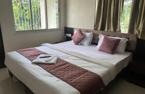 New Town House | Pet-Friendly Comfort at The Aster Parc with Breakfast Included