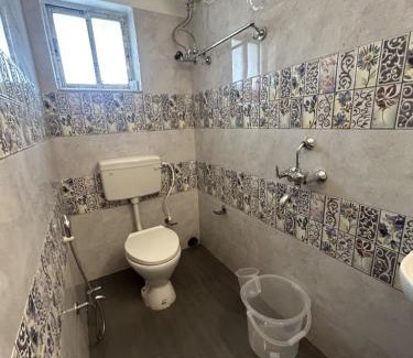 New Town House | Pet-Friendly Comfort at The Aster Parc with Breakfast Included