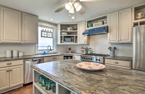 Cambridge House | Experience Cambridge Beach Home on Choptank River!