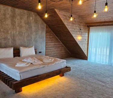 Vynohradiv Hotel | Relax at Chorna Skelya Resort & Wellness with Ocean Views
