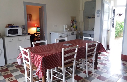 Chourgnac House | Guest Rated 10/10: Chourgnac D’Ans with Pool & Ocean View