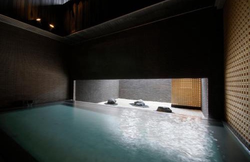 Kamikawa Hotel | Choyo Tei: Family-Friendly Retreat with Hot Tub & Dining