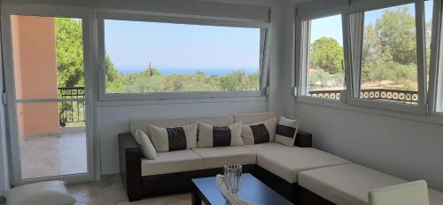 Ormos Panagias House | Chris Lux: Guest Rated 10/10 with Ocean View Amenities